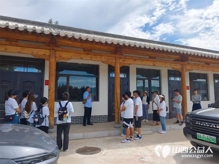 太原好人王续进帮助联系组织太原师院文史学院的学生在暑期三下乡活动来参观娄烦县米峪镇战斗遗址了解这段红色历史 - 第4张