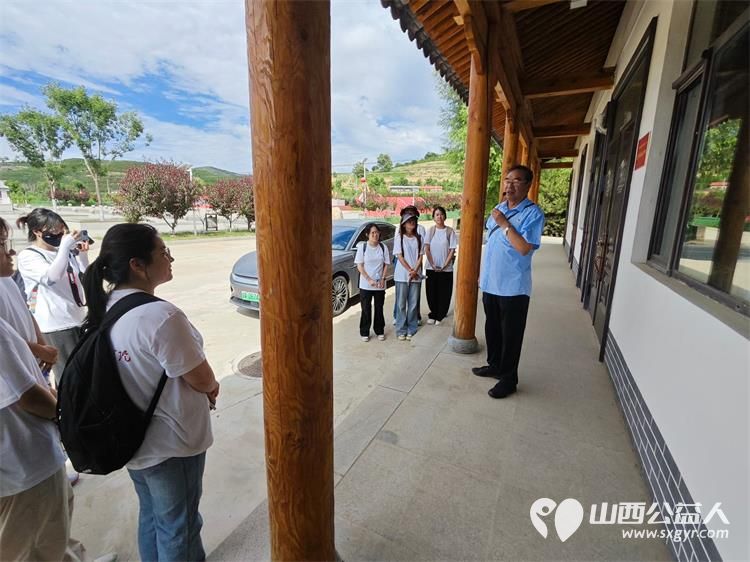 太原好人王续进帮助联系组织太原师院文史学院的学生在暑期三下乡活动来参观娄烦县米峪镇战斗遗址了解这段红色历史 - 第9张
