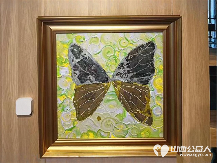 太原市灵星社区服务中心九岁的爱宝个人画展有适宜的土壤阳光温度水分每一颗种子都可以开花 - 第7张 - 山西公益人 太原市灵星社区服务中心九岁的爱宝个人画展有适宜的土壤阳光温度水分每一颗种子都可以开花 - 第7张