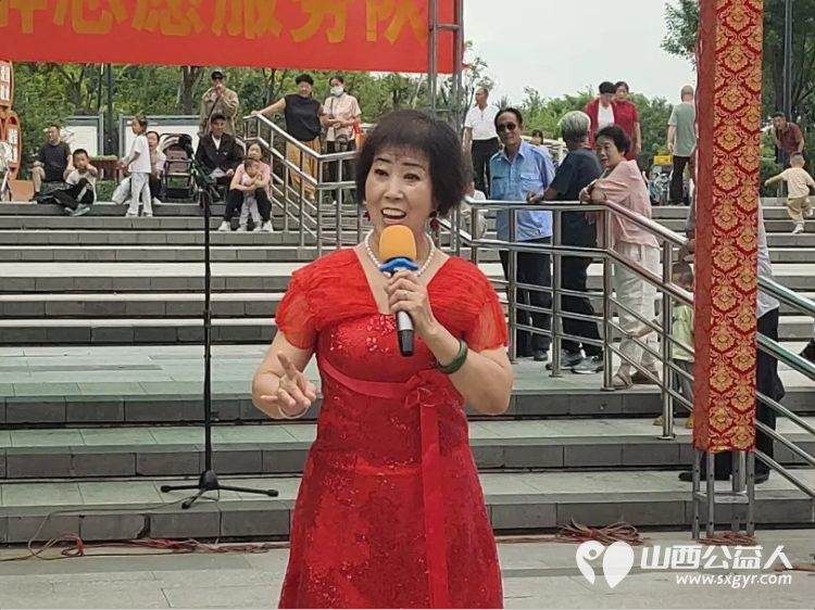 忻府区广播便民服务群携手多家公益团队在忻州市体育公园举行纪念抗日战争胜利80周年公益演出 - 第16张 - 山西公益人 忻府区广播便民服务群携手多家公益团队在忻州市体育公园举行纪念抗日战争胜利80周年公益演出 - 第16张