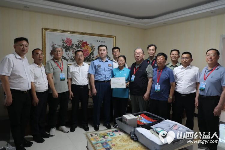 石楼县举行“2025晋绥情•阳光助学公益活动”捐助仪式50万元助力100名寒门学子圆大学梦 - 第9张