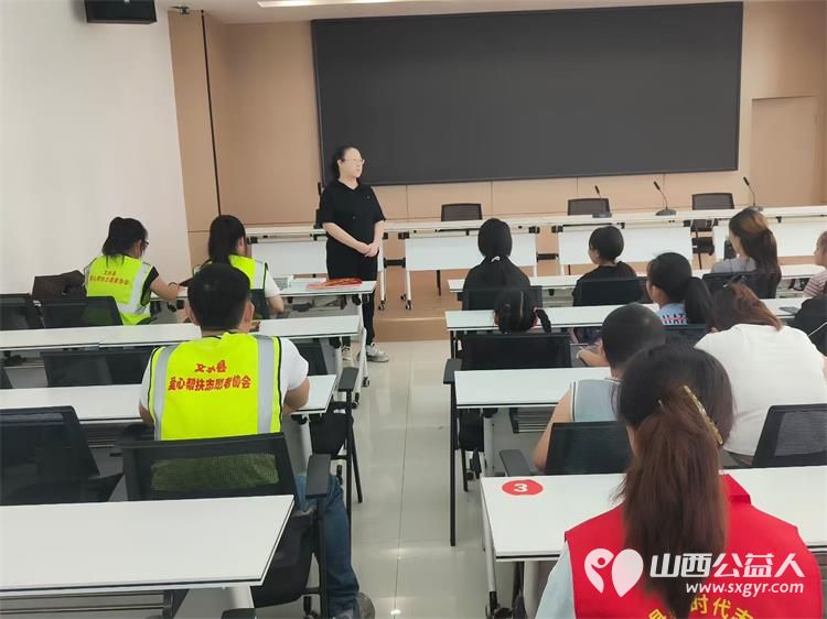 爱心助学暖童心筑梦启航伴成长----文水县妇联共青团文水县委文水县爱心帮扶志愿者协会联合开展困境儿童助学金发放活动包含着对孩子的关怀与支持 - 第4张 - 山西公益人 爱心助学暖童心筑梦启航伴成长----文水县妇联共青团文水县委文水县爱心帮扶志愿者协会联合开展困境儿童助学金发放活动包含着对孩子的关怀与支持 - 第4张