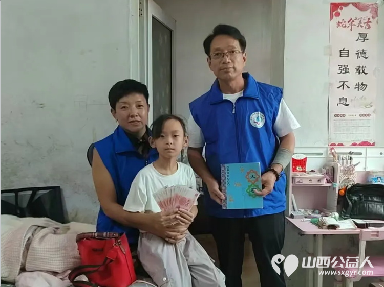 长治市小雨点公益志愿者协会思源分会助学三名困境家庭学生圆梦活动为每位学生捐赠人民币1000元帮助他们完成学业 - 第13张 - 山西公益人 长治市小雨点公益志愿者协会思源分会助学三名困境家庭学生圆梦活动为每位学生捐赠人民币1000元帮助他们完成学业 - 第13张