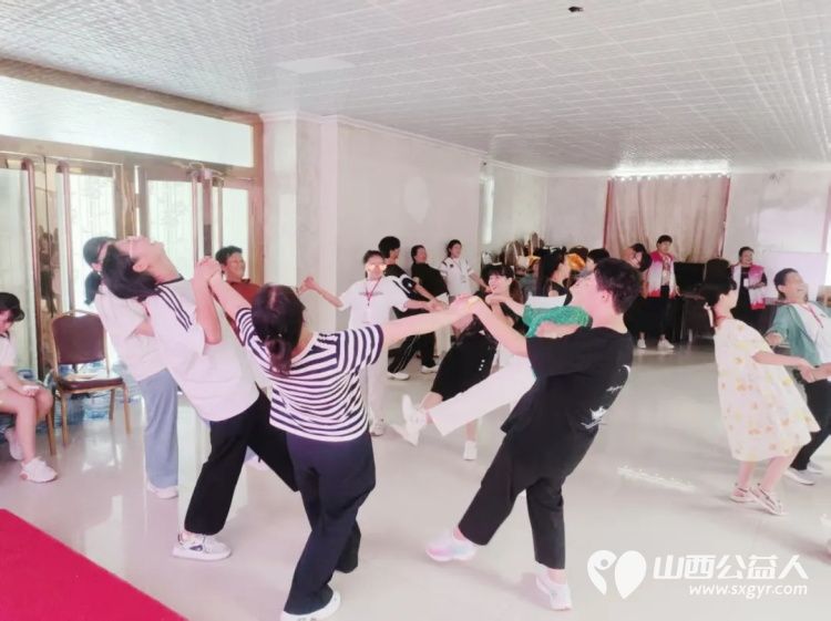 暖心相伴赋能成长----忻州市爱心妈妈研学暨赋能培训示范活动圆满收官原平市婚姻家庭建设研究会承办20位爱心妈妈陪伴20名困境儿童完成了一场温暖与成长的双向奔赴 - 第4张