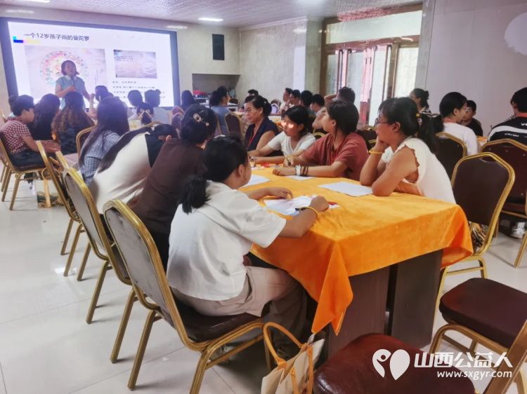 暖心相伴赋能成长----忻州市爱心妈妈研学暨赋能培训示范活动圆满收官原平市婚姻家庭建设研究会承办20位爱心妈妈陪伴20名困境儿童完成了一场温暖与成长的双向奔赴 - 第6张