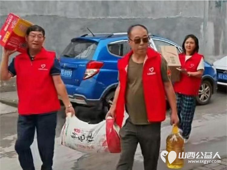 长治圆梦公益协会情暖屯留爱心传递 组织志愿者来到屯留县开展爱心慰问活动为两户困难家庭送去慰问金与生活用品用实际行动传递社会温暖 - 第15张