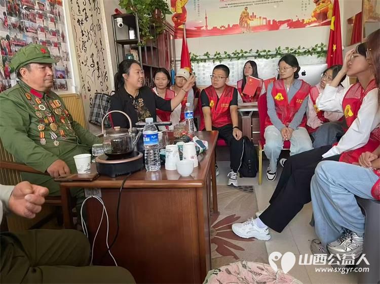 太原市和谐社区服务中心联合赵海生雷锋团走进中国雷锋报晋中工作站为大学生志愿者进行雷锋公益宣讲活动 - 第5张 - 山西公益人 太原市和谐社区服务中心联合赵海生雷锋团走进中国雷锋报晋中工作站为大学生志愿者进行雷锋公益宣讲活动 - 第5张