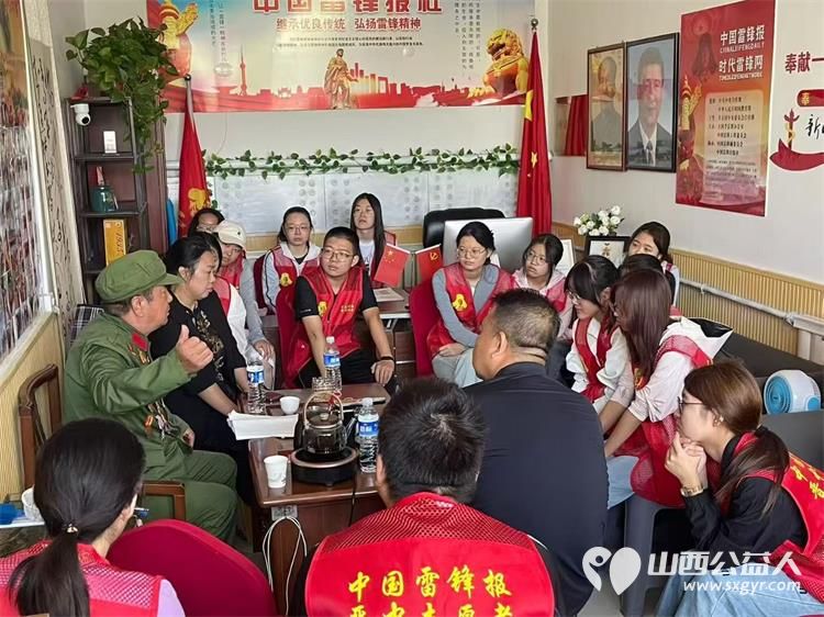 太原市和谐社区服务中心联合赵海生雷锋团走进中国雷锋报晋中工作站为大学生志愿者进行雷锋公益宣讲活动 - 第4张 - 山西公益人 太原市和谐社区服务中心联合赵海生雷锋团走进中国雷锋报晋中工作站为大学生志愿者进行雷锋公益宣讲活动 - 第4张