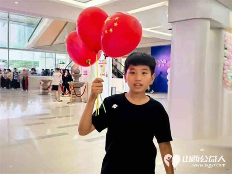 9·9公益日一块做好事 交城县顺风公益协会搭建公益互动区组织志愿者与市民面对面交流感谢大家慷慨解囊奉献爱心的热情 - 第6张