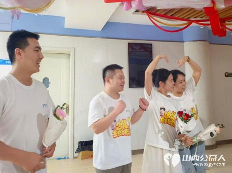 长治市蓝话筒艺术学校是一个有爱的大家庭祝天下的老师们教师节快乐 - 第3张