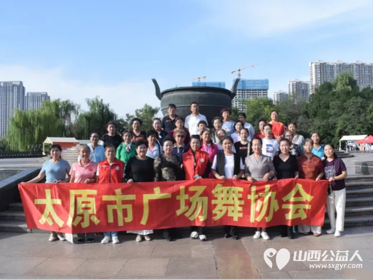 太原市新时代“三晋银铃行动”志愿者团队组织志愿者参加山西省养老服务消费季暨2025年居家适老化改造产品消费补贴晋孝焕新行动启动活动 - 第1张 - 山西公益人 太原市新时代“三晋银铃行动”志愿者团队组织志愿者参加山西省养老服务消费季暨2025年居家适老化改造产品消费补贴晋孝焕新行动启动活动 - 第1张