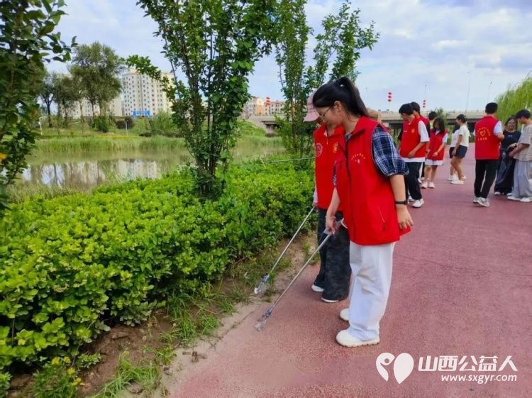 一元久久节守护母亲河----文水县爱心帮扶志愿者协会邀您同行捐赠一元钱佩戴上象征爱心的小红花成为环保大军中的一员 - 第10张