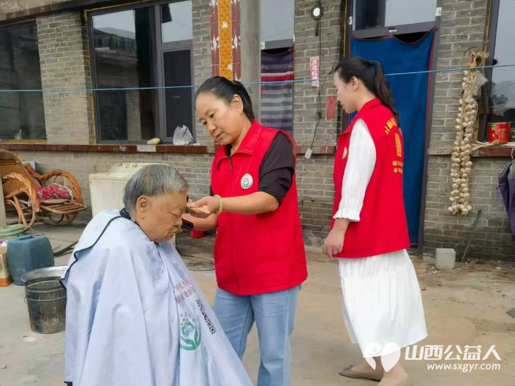介休市敬老协会孝善行之敬老助老活动2025年9月13日在绵山镇马堡村为60岁以上所有老人们爱心理发义诊 - 第12张 - 山西公益人 介休市敬老协会孝善行之敬老助老活动2025年9月13日在绵山镇马堡村为60岁以上所有老人们爱心理发义诊 - 第12张