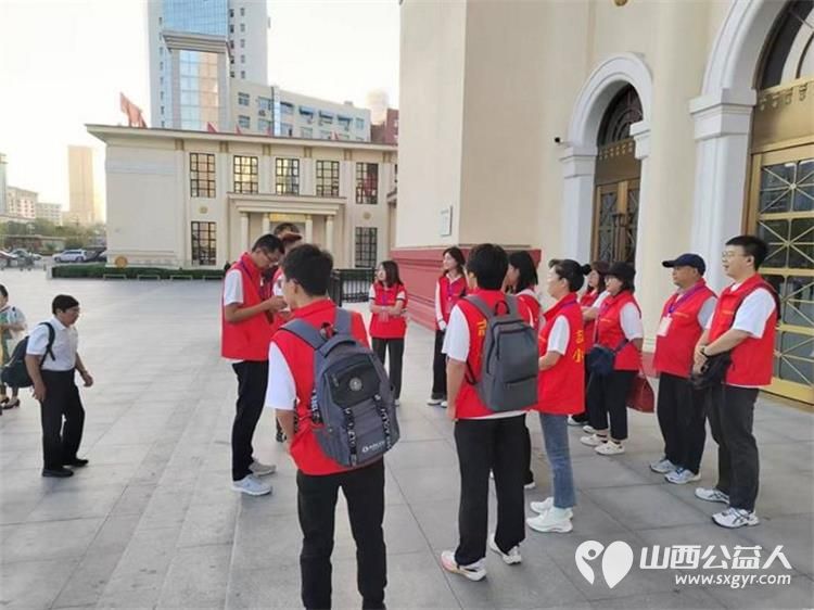 奋进新征程建功新时代 2025年山西省群众文化活动合唱大赛（决赛）落下帷幕太原市志愿者小分队提供了全方位的服务包括赛事组织现场引导后勤保障等 - 第5张