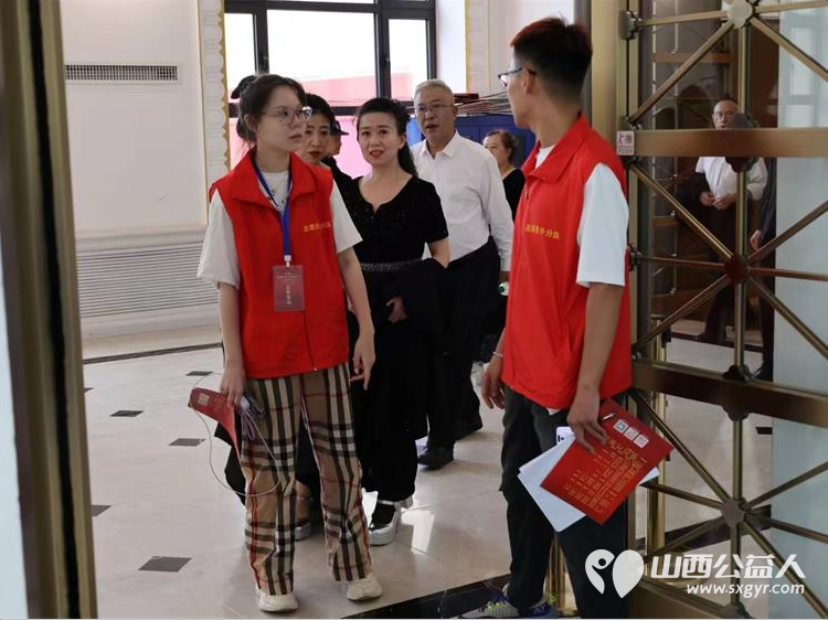 奋进新征程建功新时代 2025年山西省群众文化活动合唱大赛（决赛）落下帷幕太原市志愿者小分队提供了全方位的服务包括赛事组织现场引导后勤保障等 - 第20张