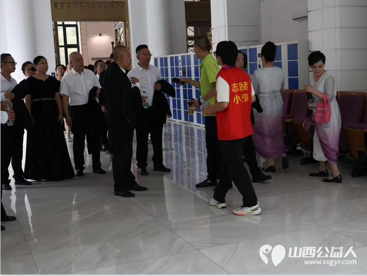 奋进新征程建功新时代 2025年山西省群众文化活动合唱大赛（决赛）落下帷幕太原市志愿者小分队提供了全方位的服务包括赛事组织现场引导后勤保障等 - 第17张