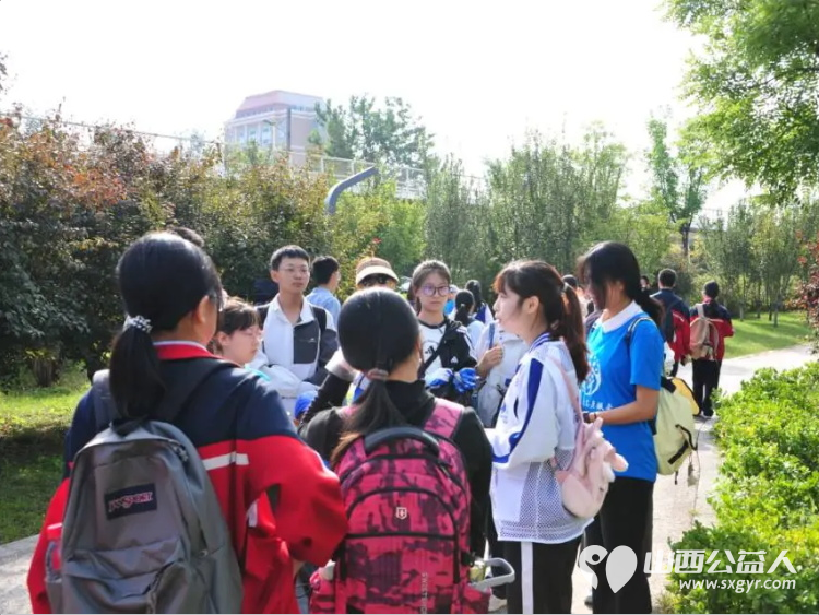 太原市儿童友好促进会公益专委会组织志愿者参加关爱河湖保护母亲河全省护河净滩联动行动 - 第3张 - 山西公益人 太原市儿童友好促进会公益专委会组织志愿者参加关爱河湖保护母亲河全省护河净滩联动行动 - 第3张