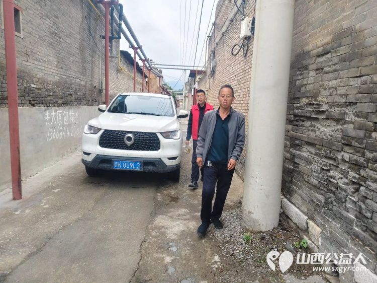 弘扬敬老美德共庆中秋佳节（纪实三）2025年9月22日介休市敬老协会给洪山镇、连福镇、义安镇、西南街道光明路社区70岁以上低保老人每人赠送20斤精粉2斤五仁月饼 - 第31张