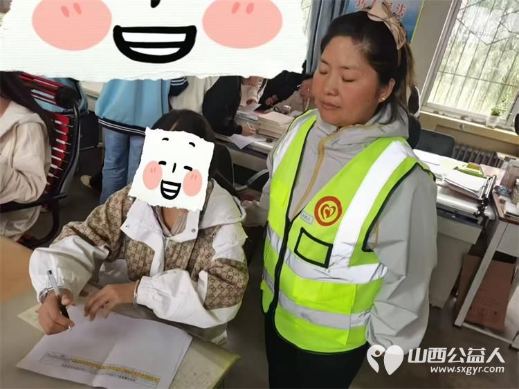 文水县爱心帮扶志愿者协会的志愿者去胡兰乡 马西乡 南安镇各学校为6名困境学生送去助学金共1800元本次助学金由深圳市鹏博爱心互助协会提供 - 第9张