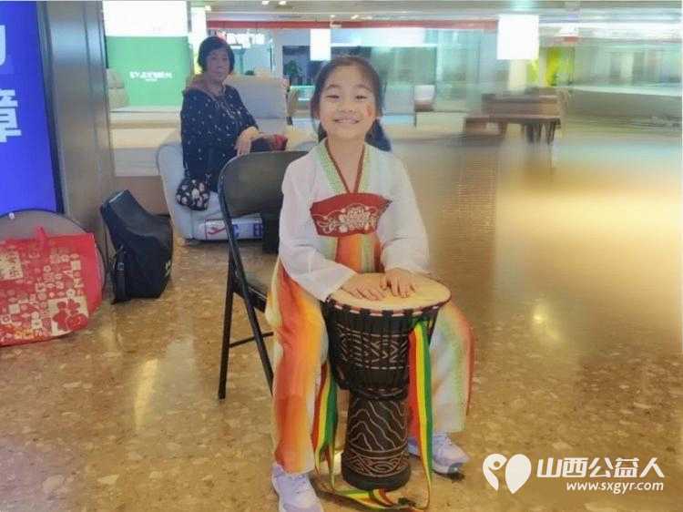 生命之光因爱闪耀----晋小爱星星之光公益演出感动落幕感谢每一位志愿者的无私付出感谢每一位爱心企业家的真诚相助更要感谢所有参与表演的孩子们 - 第10张 - 山西公益人 生命之光因爱闪耀----晋小爱星星之光公益演出感动落幕感谢每一位志愿者的无私付出感谢每一位爱心企业家的真诚相助更要感谢所有参与表演的孩子们 - 第10张