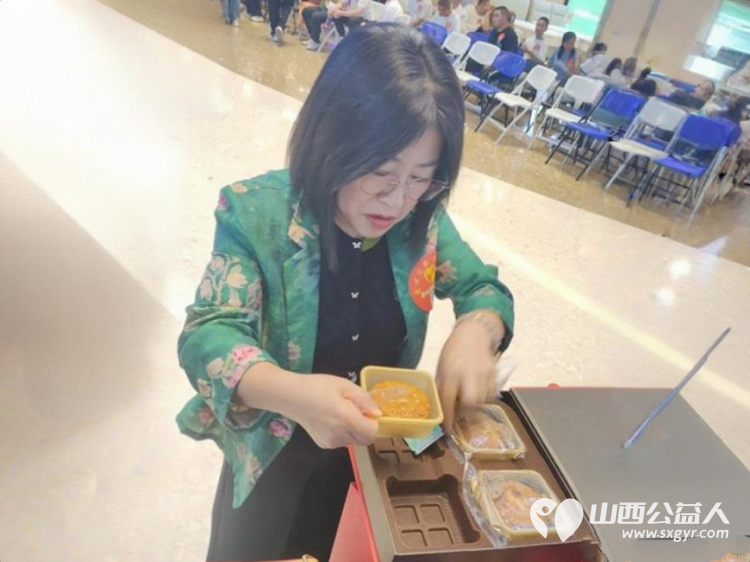 生命之光因爱闪耀----晋小爱星星之光公益演出感动落幕感谢每一位志愿者的无私付出感谢每一位爱心企业家的真诚相助更要感谢所有参与表演的孩子们 - 第19张 - 山西公益人 生命之光因爱闪耀----晋小爱星星之光公益演出感动落幕感谢每一位志愿者的无私付出感谢每一位爱心企业家的真诚相助更要感谢所有参与表演的孩子们 - 第19张