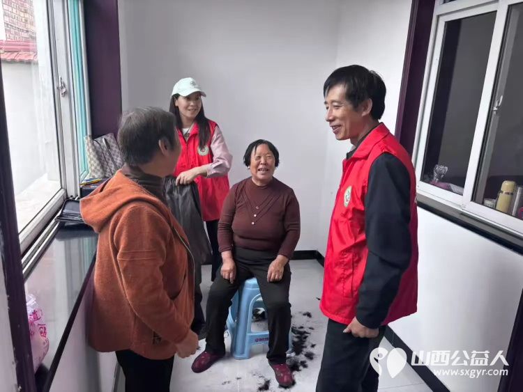 爱心义诊进社区公益理发暖人心----上党区义工协会志愿者面向横河村居民提供免费义诊和理发服务将志愿服务工作延伸到百姓家门口 - 第13张 - 山西公益人 爱心义诊进社区公益理发暖人心----上党区义工协会志愿者面向横河村居民提供免费义诊和理发服务将志愿服务工作延伸到百姓家门口 - 第13张