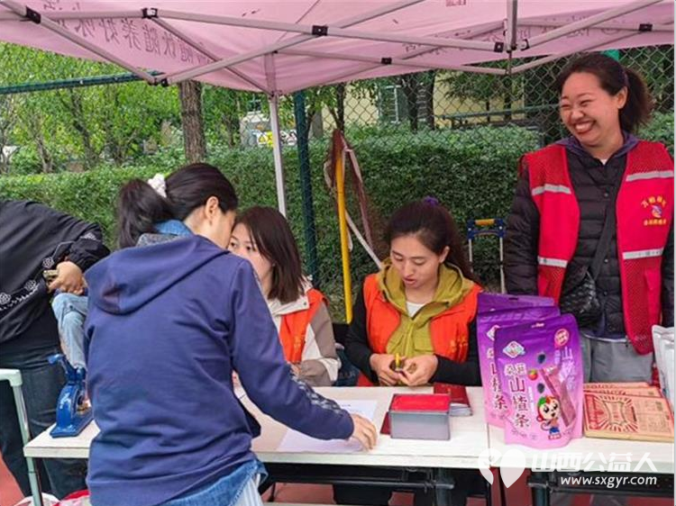 共筑中国梦想共建和谐社区----太原市龙城义工联合万柏林区小井峪街道长风街北社区、恒大雅苑物业服务中心、璎艺艺术舞蹈学校2025年国庆节中秋节主题活动 - 第8张