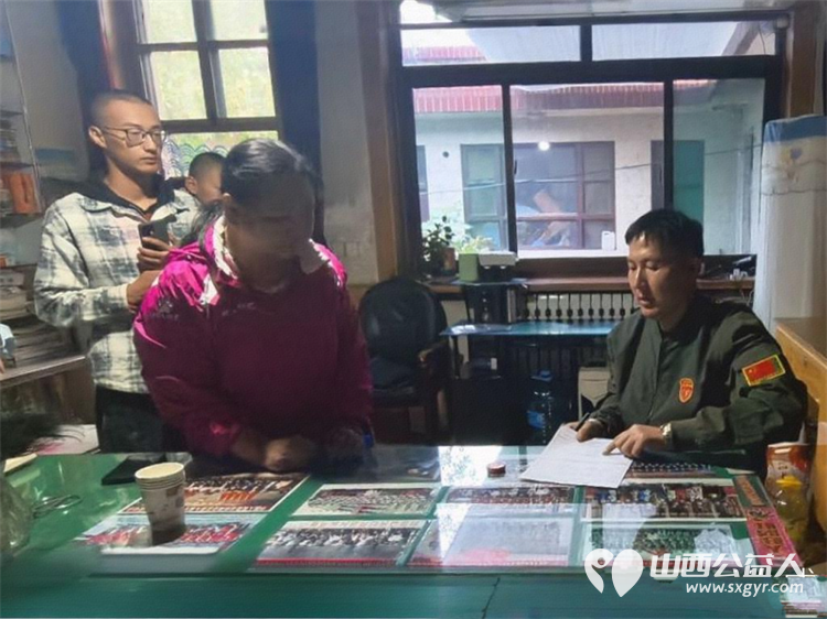 善举获肯定双节倍暖心 文水县爱心帮扶志愿者协会带着对行善者的敬意与关怀去往行善者梁瑛的家中赠送1000元慰问金及价值200元的米面油等生活必需品 - 第4张 - 山西公益人 善举获肯定双节倍暖心 文水县爱心帮扶志愿者协会带着对行善者的敬意与关怀去往行善者梁瑛的家中赠送1000元慰问金及价值200元的米面油等生活必需品 - 第4张