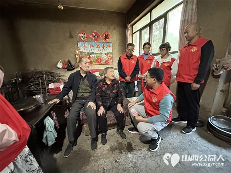 屯留正能量公益协会爱心志愿者们冒雨深入西丰宜村和东街村看望慰问残疾老人家庭及德高望重的人民教师并送上节日最美好的祝福 - 第17张 - 山西公益人 屯留正能量公益协会爱心志愿者们冒雨深入西丰宜村和东街村看望慰问残疾老人家庭及德高望重的人民教师并送上节日最美好的祝福 - 第17张