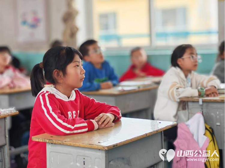 长治市善泽留守困境儿童协会第二次走进沁县西关小学辅导留守儿童让孩子们在趣味里读懂中华上下五千年 - 第10张