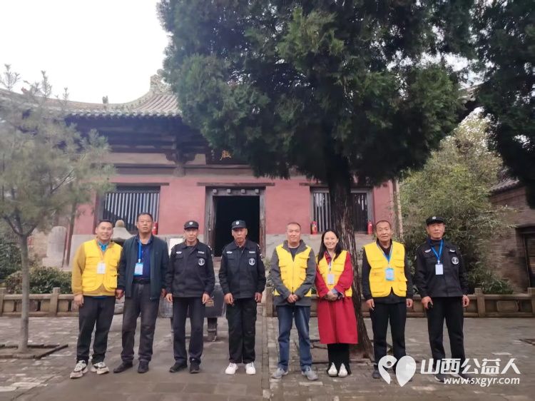 雨中坚守:长治市文物保护志愿者服务中心文物志愿者的国庆中秋担当为游客搭建起了解历史文化的桥梁 - 第23张 - 山西公益人 雨中坚守:长治市文物保护志愿者服务中心文物志愿者的国庆中秋担当为游客搭建起了解历史文化的桥梁 - 第23张