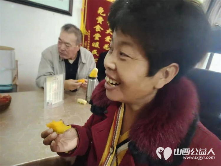 爱心玉米甜满人间 感谢小雨点公益志愿者协会志愿者周树枝向雨花斋二部捐赠200斤水果玉米 - 第5张 - 山西公益人 爱心玉米甜满人间 感谢小雨点公益志愿者协会志愿者周树枝向雨花斋二部捐赠200斤水果玉米 - 第5张