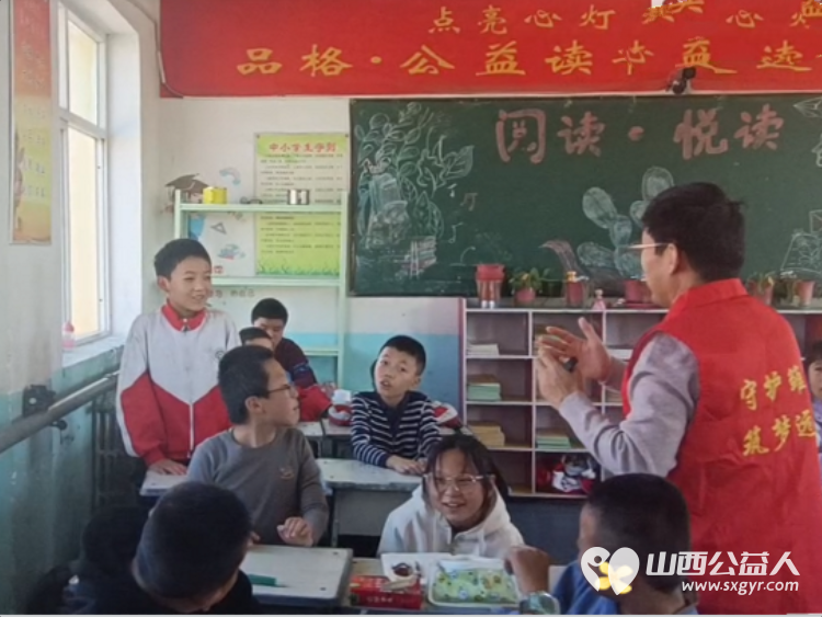 长治市善泽留守困境儿童救助协会和沁县西关小学一场关于爱与希望的双向奔赴临风堂郭校长将孩子们此前创作的国画作品精心装裱后送回学校 - 第9张 - 山西公益人 长治市善泽留守困境儿童救助协会和沁县西关小学一场关于爱与希望的双向奔赴临风堂郭校长将孩子们此前创作的国画作品精心装裱后送回学校 - 第9张