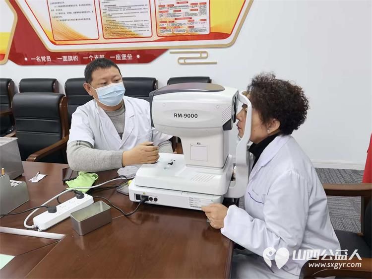 太原市中医应急救援队分队在队长霍素文的带领下走进太原市大同商会开展岐黄护健康公益义诊活动 - 第8张 - 山西公益人 太原市中医应急救援队分队在队长霍素文的带领下走进太原市大同商会开展岐黄护健康公益义诊活动 - 第8张