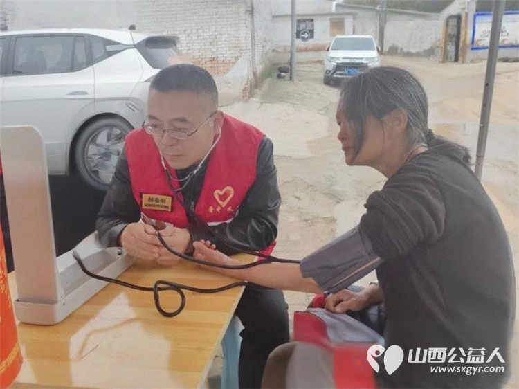 晋中市义工协会“志”美乡村志愿服务走进榆次区寨底村开展文化传播环境整治健康服务公益理发等多个志愿服务 - 第2张