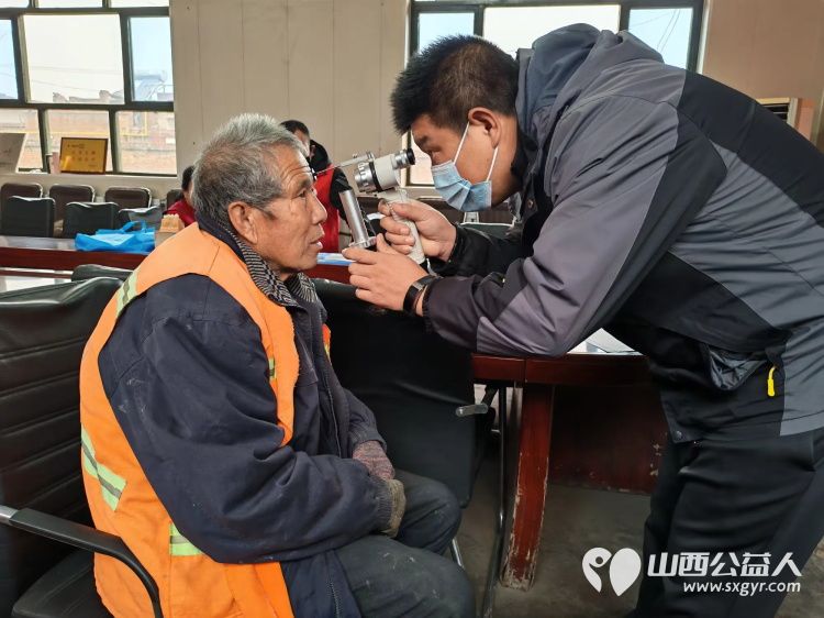 岁岁重阳今又重阳 介休市敬老协会2025年10月23日重阳节敬老活动在义安镇南盐场村举行为南盐场70岁以上老人每人一袋50斤金沙河麦芯面粉 - 第42张 - 山西公益人 岁岁重阳今又重阳 介休市敬老协会2025年10月23日重阳节敬老活动在义安镇南盐场村举行为南盐场70岁以上老人每人一袋50斤金沙河麦芯面粉 - 第42张