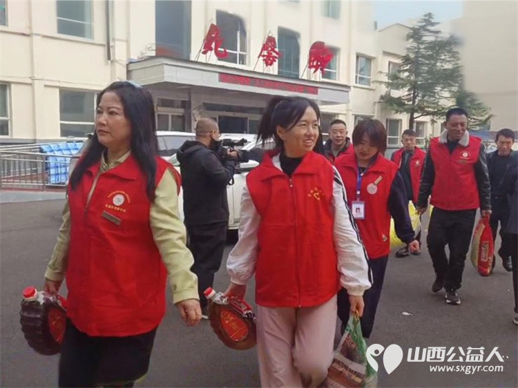 孝亲敬老传美德童心相伴度重阳----长治市善泽留守困境儿童救助协会志愿者和协会帮扶的十多名孩子在屯留中心敬老院举行了善田同耕泽缘重阳敬老活动 - 第44张 - 山西公益人 孝亲敬老传美德童心相伴度重阳----长治市善泽留守困境儿童救助协会志愿者和协会帮扶的十多名孩子在屯留中心敬老院举行了善田同耕泽缘重阳敬老活动 - 第44张