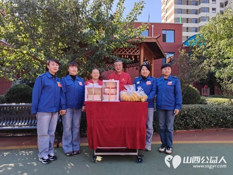 重阳暖夕阳公交情谊长 太原公交电车分公司四车队的优秀驾驶员带着满满的关怀与温暖走进了太原市比家美养老院为长者们送上了一份别样的节日祝福 - 第1张 - 山西公益人 重阳暖夕阳公交情谊长 太原公交电车分公司四车队的优秀驾驶员带着满满的关怀与温暖走进了太原市比家美养老院为长者们送上了一份别样的节日祝福 - 第1张