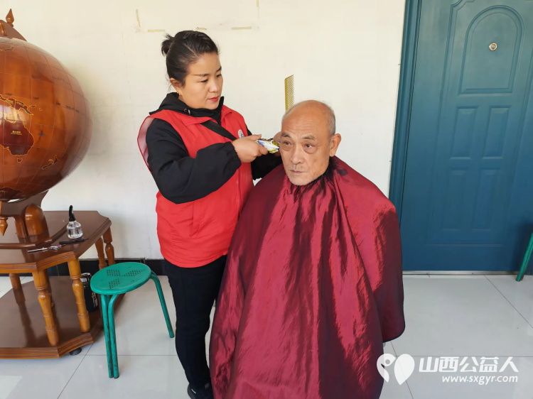 志愿服务进社区健康活动暖人心----介休市敬老协会2025年10月28日走进西南街道新建西路社区、北关街道水门北街社区 - 第30张 - 山西公益人 志愿服务进社区健康活动暖人心----介休市敬老协会2025年10月28日走进西南街道新建西路社区、北关街道水门北街社区 - 第30张