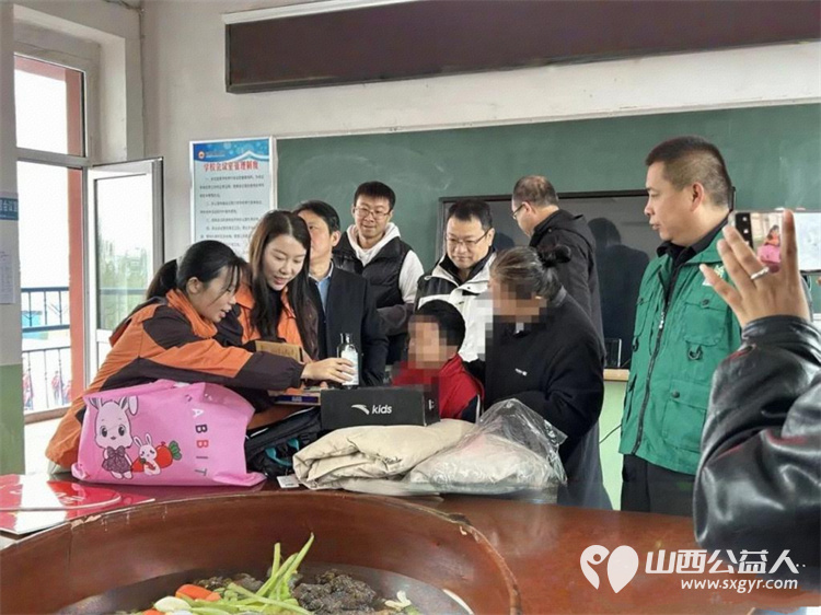 汇爱成溪·星辰计划 交城县成溪社会工作服务中心联合江苏省爱德基金会发起的“星辰计划”点亮这—束光是成溪社工把孩子想要的精准送到手边的牵挂 - 第16张 - 山西公益人 汇爱成溪·星辰计划 交城县成溪社会工作服务中心联合江苏省爱德基金会发起的“星辰计划”点亮这—束光是成溪社工把孩子想要的精准送到手边的牵挂 - 第16张