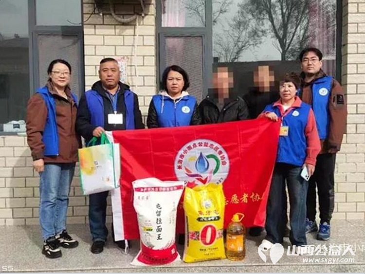 安宁疗护关愛生命 长治市小雨点公益志愿者协会安宁疗护分会的志愿者看望长子县碾张乡的付女士捐赠了部分現金送去了一些力所能及的物品 - 第1张