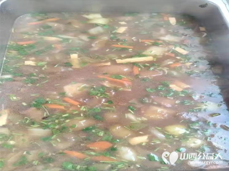 长治市小雨点公益协会思源分会开展立足岗位作贡献主题党课活动主题会议结束后随即在长治市雨花斋二部启动免费供餐活动 - 第21张 - 山西公益人 长治市小雨点公益协会思源分会开展立足岗位作贡献主题党课活动主题会议结束后随即在长治市雨花斋二部启动免费供餐活动 - 第21张