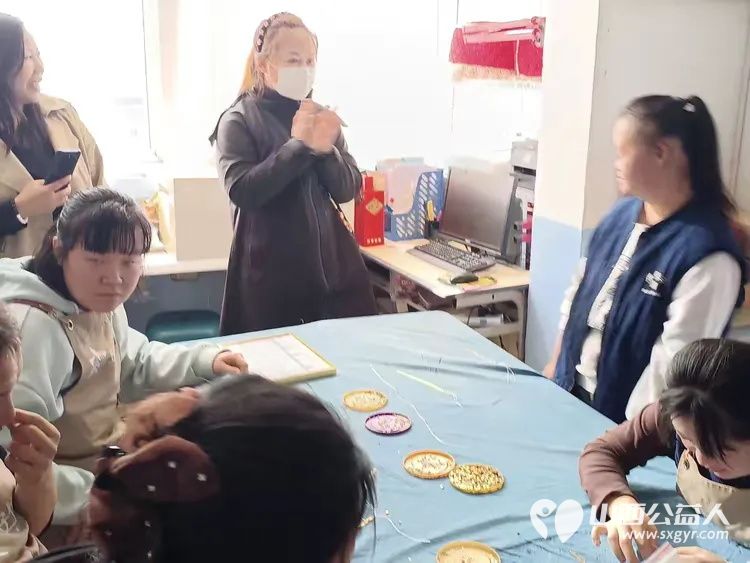 鼓点传情爱心筑桥一场温暖于心智障碍群体的公益之约 山西省福利养老机构联合会山西省红十字志愿者协会与心智障碍群体帮扶共建活动在太原市安健儿公益服务中心举行 - 第30张 - 山西公益人 鼓点传情爱心筑桥一场温暖于心智障碍群体的公益之约 山西省福利养老机构联合会山西省红十字志愿者协会与心智障碍群体帮扶共建活动在太原市安健儿公益服务中心举行 - 第30张