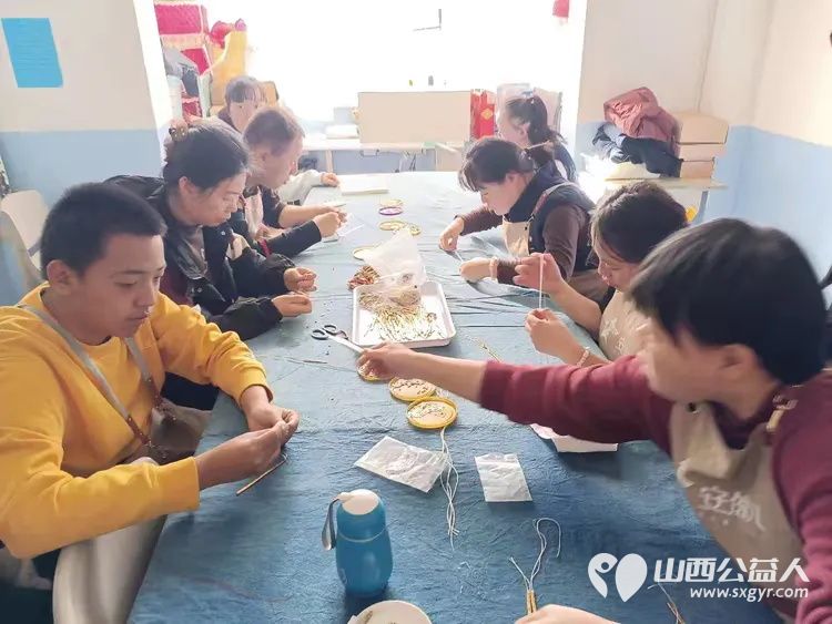 鼓点传情爱心筑桥一场温暖于心智障碍群体的公益之约 山西省福利养老机构联合会山西省红十字志愿者协会与心智障碍群体帮扶共建活动在太原市安健儿公益服务中心举行 - 第36张 - 山西公益人 鼓点传情爱心筑桥一场温暖于心智障碍群体的公益之约 山西省福利养老机构联合会山西省红十字志愿者协会与心智障碍群体帮扶共建活动在太原市安健儿公益服务中心举行 - 第36张