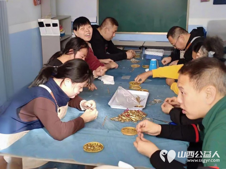 鼓点传情爱心筑桥一场温暖于心智障碍群体的公益之约 山西省福利养老机构联合会山西省红十字志愿者协会与心智障碍群体帮扶共建活动在太原市安健儿公益服务中心举行 - 第34张 - 山西公益人 鼓点传情爱心筑桥一场温暖于心智障碍群体的公益之约 山西省福利养老机构联合会山西省红十字志愿者协会与心智障碍群体帮扶共建活动在太原市安健儿公益服务中心举行 - 第34张