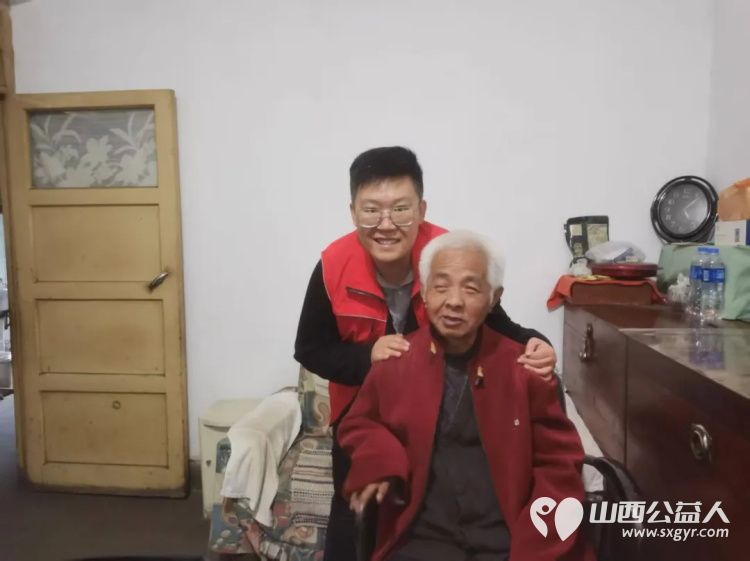 阳泉市义工联合会2025年10月组织义工参加幸福家园敬老服务帮助生活困难老人解决生活上的实际问题 - 第14张