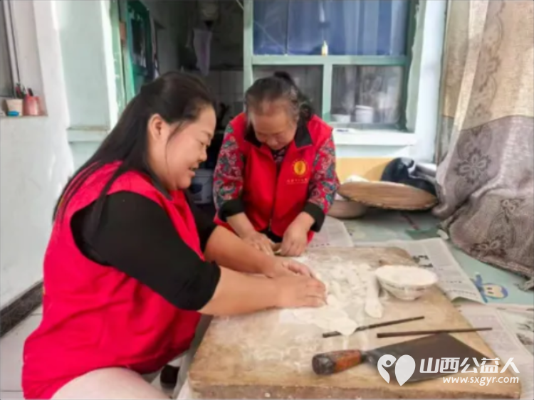 阳泉市义工联合会2025年10月组织义工参加幸福家园敬老服务帮助生活困难老人解决生活上的实际问题 - 第27张