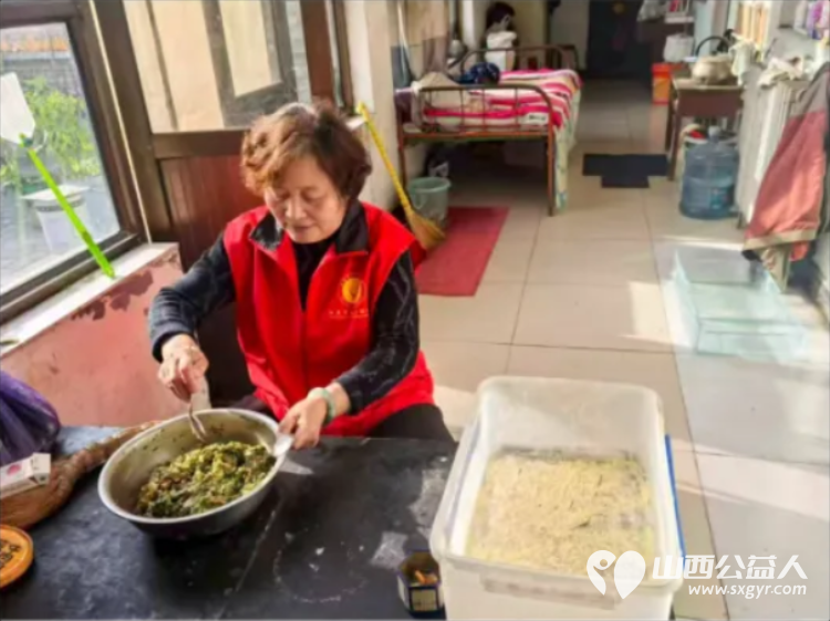 阳泉市义工联合会2025年10月组织义工参加幸福家园敬老服务帮助生活困难老人解决生活上的实际问题 - 第28张