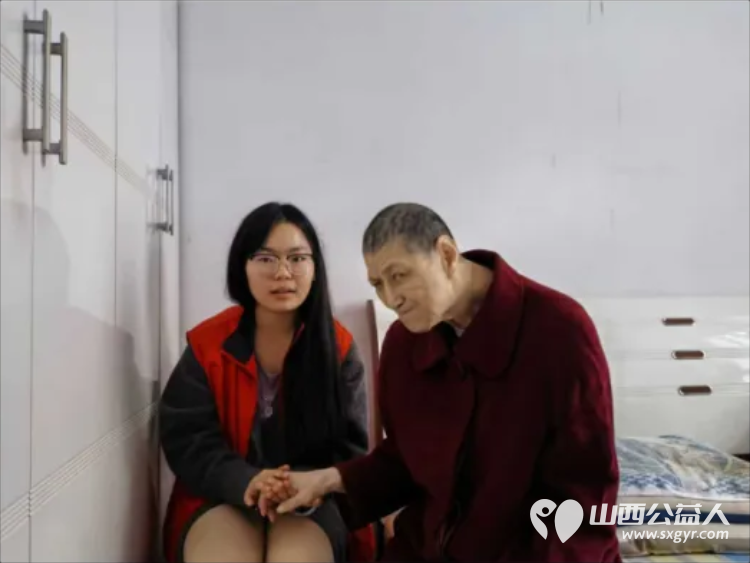 阳泉市义工联合会2025年10月组织义工参加幸福家园敬老服务帮助生活困难老人解决生活上的实际问题 - 第40张