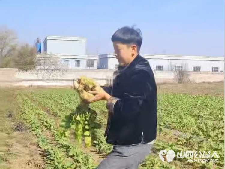 小雨点公益思源分会11月15日雨花斋公益免费午餐爱心人士捐赠了10个特制水杯及面粉油等当天供应的餐食 - 第12张